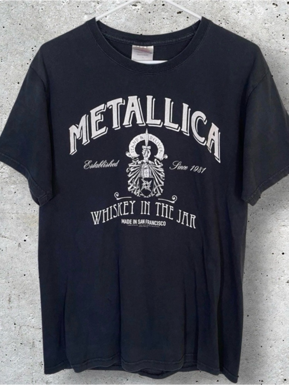 Vintage Y2K 2005 Metallica Whiskey In The Jar Black Shirt // M